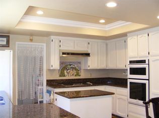 2149 N Nutmeg St, Escondido, CA 92026