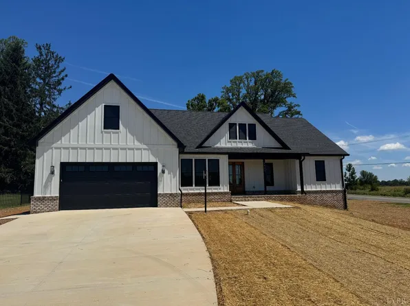 1023 Bradford Crossing Pl, Goode, VA 24556