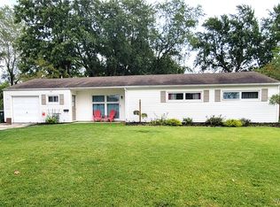 75 Fairview Ct, Depew, NY