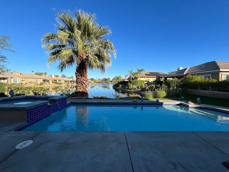99 Shoreline Dr — Photo 14