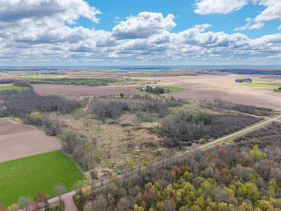 4th image of 40 Acres Anderson & School Road