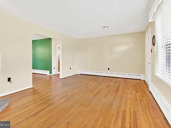 5th image of 123 Westbrook Dr