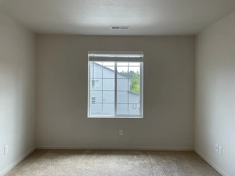 2140 NE 115th Ct — Photo 22