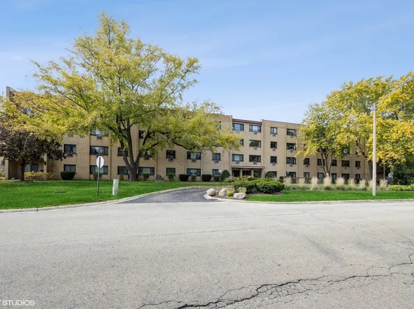 6600 S Brainard Ave APT 301, Countryside, IL 60525