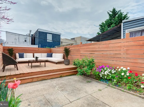 2655 Braddock St, Philadelphia, PA 19125