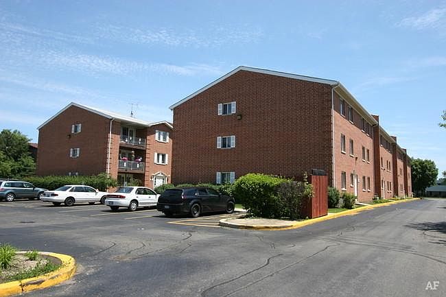 2nd image of 1716 Sable Ln