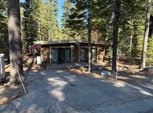1496 Apple Valley Dr, South Lake Tahoe, CA