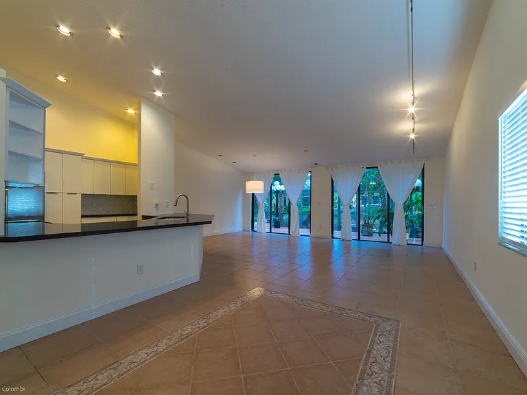9901 Costa Del Sol Blvd — Photo 5