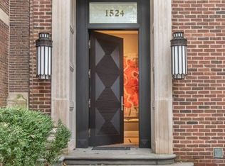 1524 N Astor St, Chicago, IL 60610