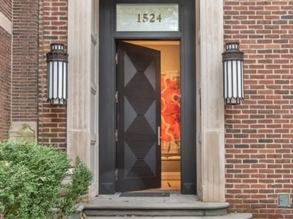 1524 N Astor St, Chicago, IL 60610