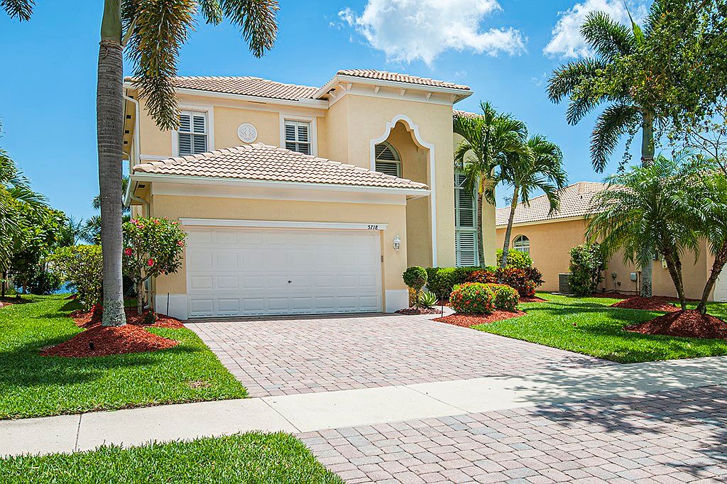 5718 Place Lake Dr, Fort Pierce, FL 34951 Zillow