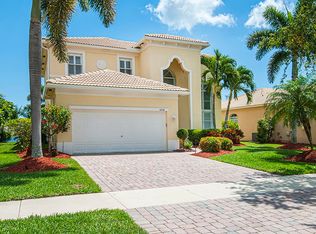 5718 Place Lake Dr, Fort Pierce, FL 34951