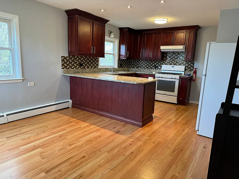 10300 S Avenue F #1 — Photo 3
