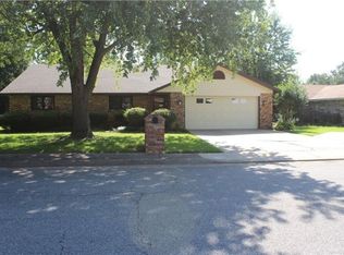 1407 Willard St, Springdale, AR 72762