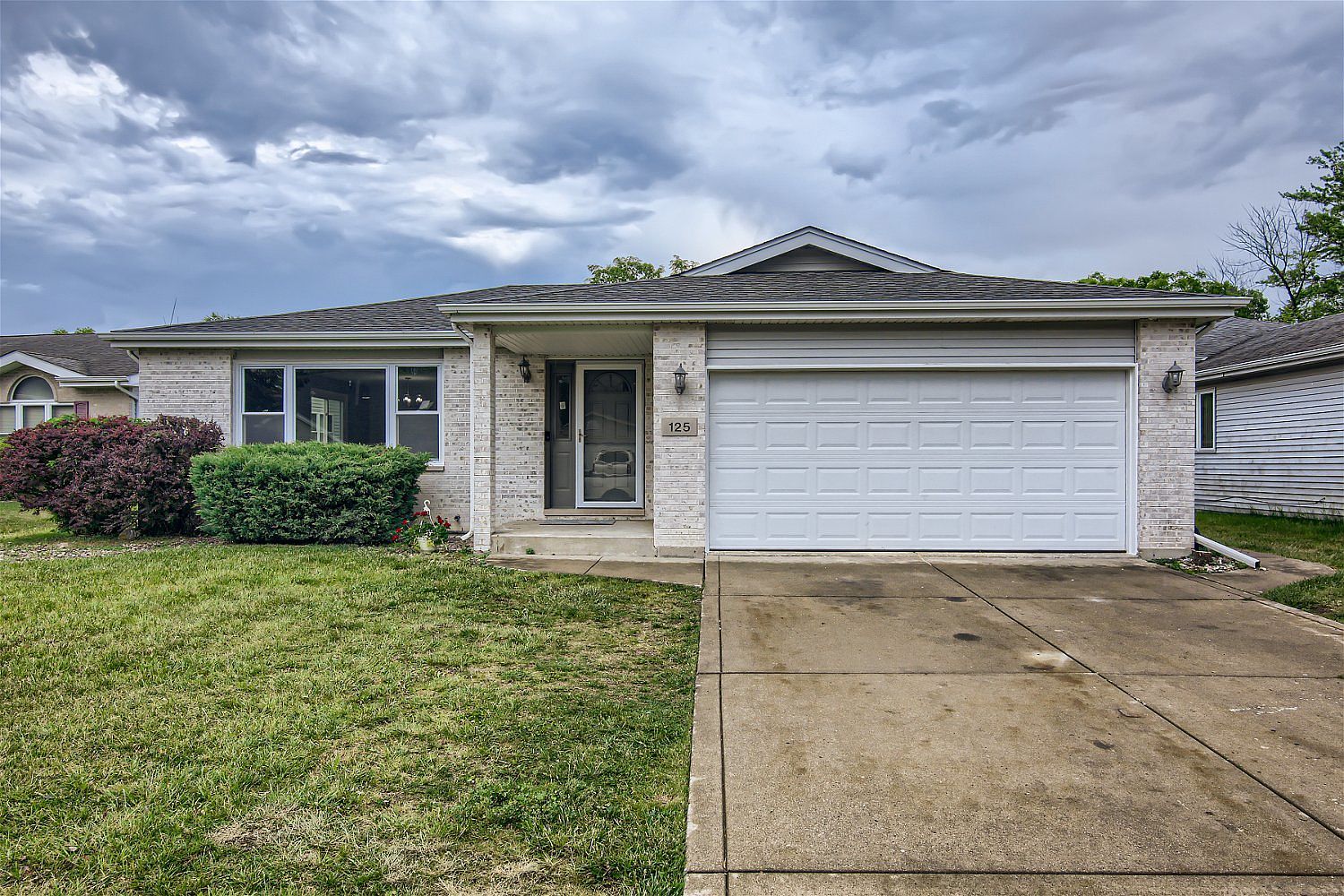 125 Lake Hill Dr, Steger, IL 60475 Zillow