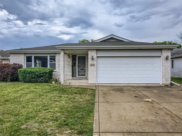 125 Lake Hill Dr, Steger, IL 60475