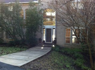 5701 Ridgefield Ln, Little Rock, AR 72223