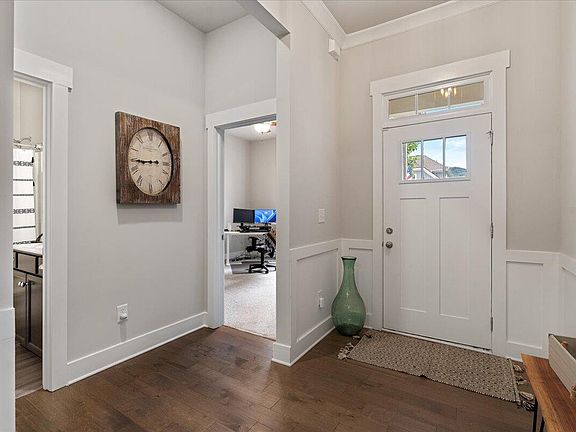 3rd image of 7577 Highborne Ln
