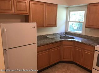 2137 8th Ave APT 12K, Sea Girt, NJ 08750
