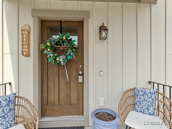 3rd image of 5020 Alyssum Dr SE