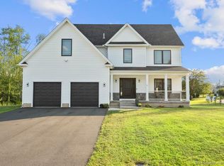 6 Vinnie Drive, Wethersfield, CT 06109