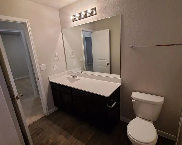 10508 Fulton Ave — Photo 9