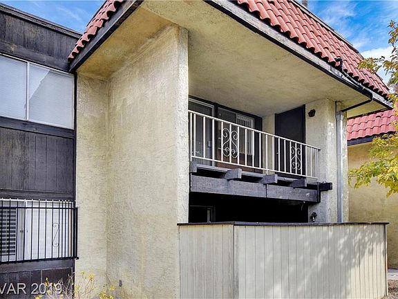 3rd image of 1405 Vegas Valley Dr APT 342