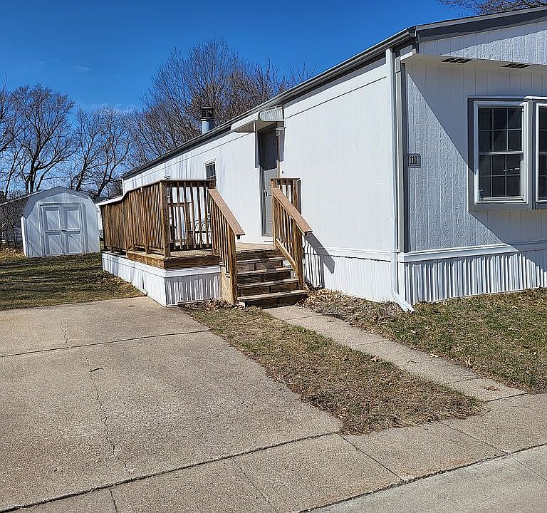 1st image of 110 Wren Ave