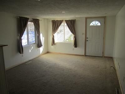 1st image of 257 Crescent Dr