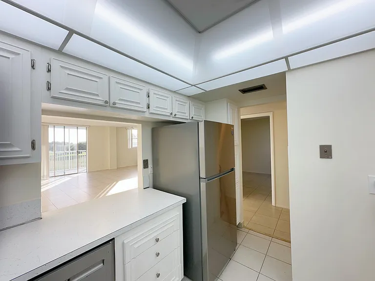 5301 NW 2nd Ave #401 — Photo 10