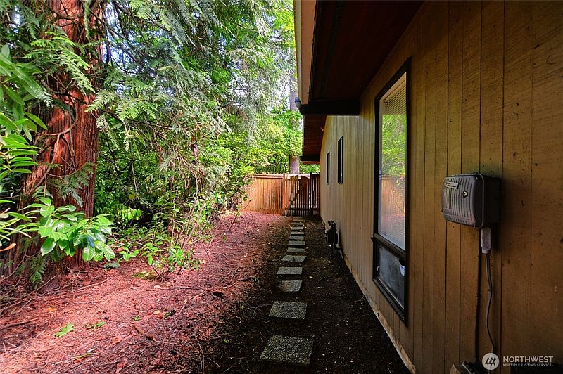5th image of 8808 SE 54th SE
