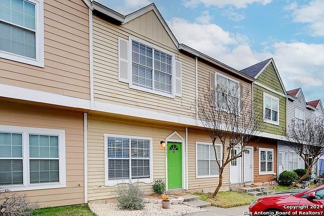 1st image of 1805 GARYS PARK #1805