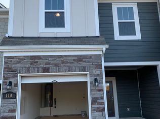 110 Quinn Rd, Matthews, NC 28104