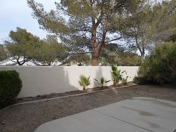 4th image of 8340 Shore Breeze Dr