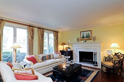 5th image of 11 Cornell Dr