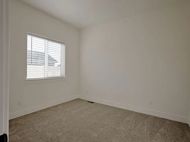 1025 Adamite Rd — Photo 25