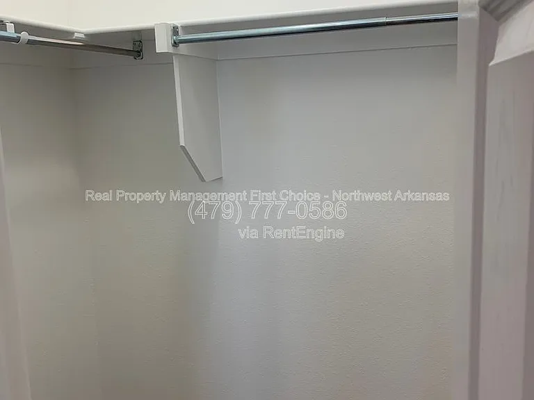 4401 Gallatine Ave — Photo 15