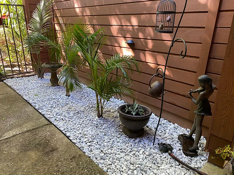 5622 SW 8th Pl — Photo 3