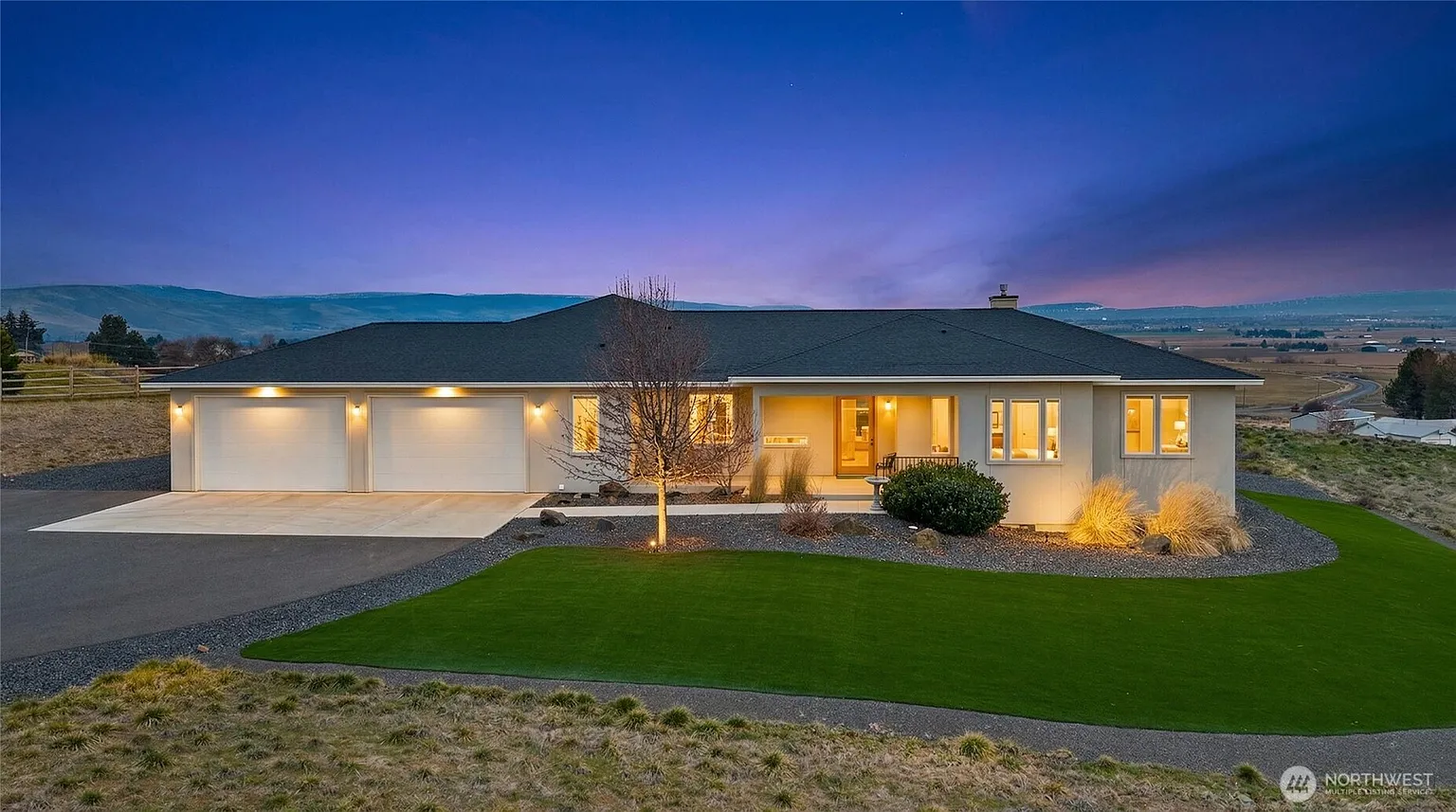 341 Stonegate Drive photo 1