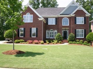 155 Woodlake Dr, Milton, GA 30004