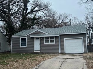 1041 S Christine Rd, Wichita, KS 67218