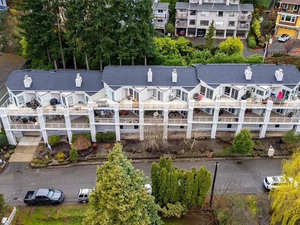 11639 91st Lane NE #3, Kirkland, WA 98034