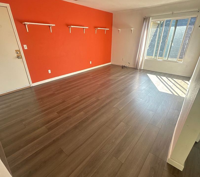 1st image of 71 Pearl St #3