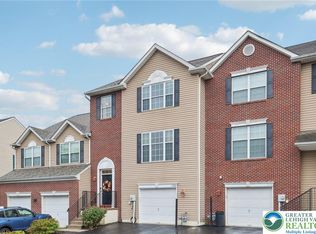 5192 Spring Ridge Dr, Macungie, PA 18062