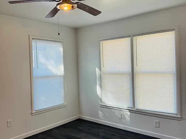 2025 N Mockingbird Ln — Photo 10