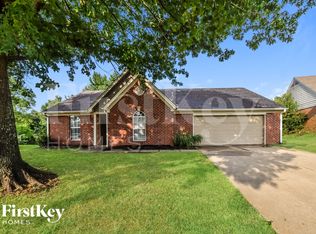 7800 Parkview Cir E, Southaven, MS 38671