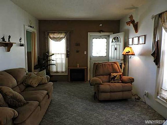 5th image of 182 Lincoln Ave