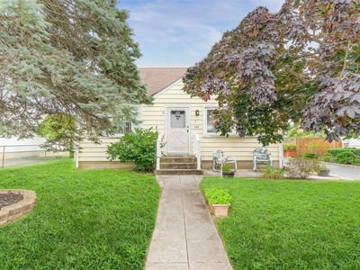 408 Brookside Court, Copiague, NY, 11726