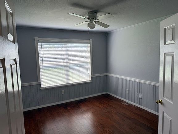 5th image of 9321 Bedford Ln