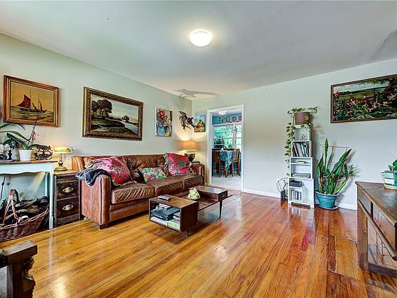 5th image of 1515 Caddell Ln